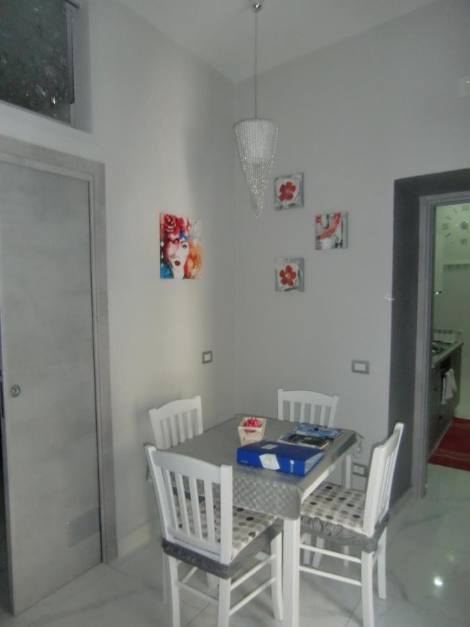 Guesthouse Aaron2 Neapol Zewnętrze zdjęcie