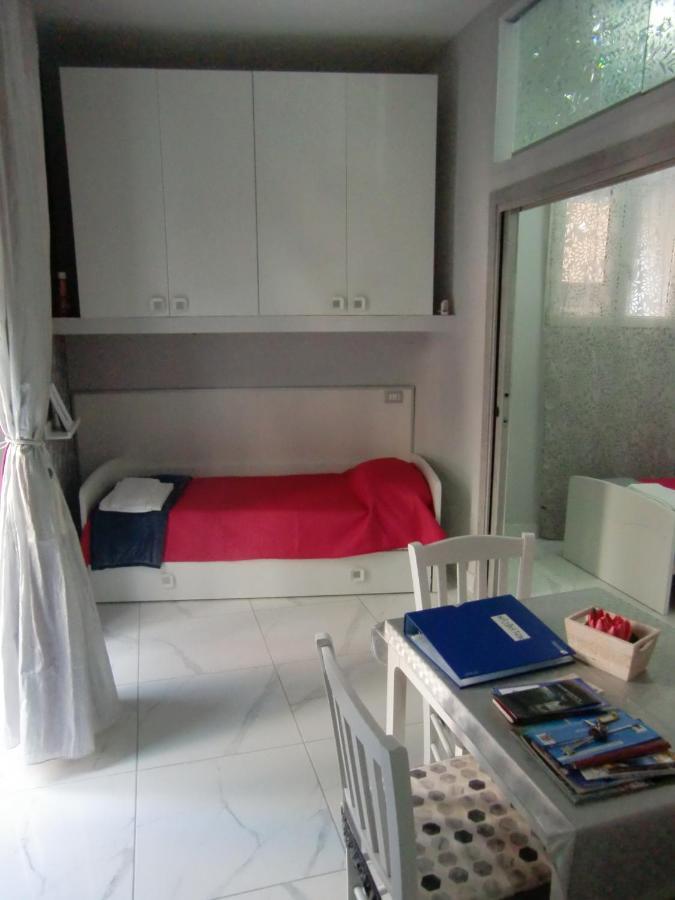 Guesthouse Aaron2 Neapol Zewnętrze zdjęcie
